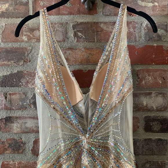 Jasz Couture prom dress! - Picture 2 of 3